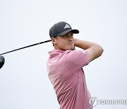 스웨덴 신예 아베리, 61타 불꽃타…PGA 투어 첫 우승 도전