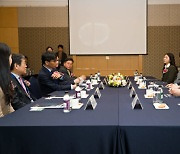 이종호 과기정통부 장관 "글로벌 R&D 최적기···국제협력, 연구비 퍼주기 아니다"