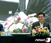 김영록 지사 "광주시, 군공항 이전 함평군 전략적으로 활용"