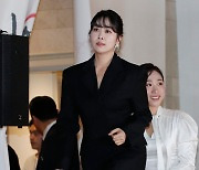 김지영, 남다른 아우라