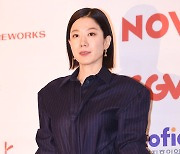 전혜진, 남편 이선균 논란 속 열일 행보 "'아임홈 다녀왔습니다' 출연 검토"