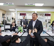 행정망 먹통, 중소기업 기술력 탓? 희생양 찾기 바쁜 여당