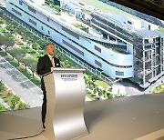 Hyundai opens innovation center in Singapore