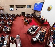 경남도의회, 학교 보조금 횡령·학교 폭력 관련 학교장 질타