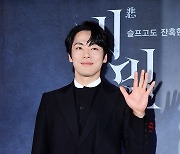 [ST포토] 김정현, '스크린 컴백 좋아요'