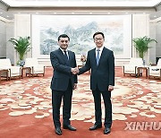 CHINA-BEIJING-HAN ZHENG-UZBEK FM-MEETING (CN)