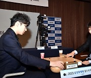 박정환, '초시계 타임오버' 롄샤오에 시간승…삼성화재배 4강 선착