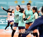 [포토]'셧아웃이.....접전으로...결국 3-2로 승리 따낸' GS