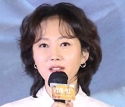 염정아 '불변의 미모'