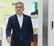 이재명 주도 '암컷 막말' 최강욱 징계... 강성 친명 '설화'도 막을 수 있을까