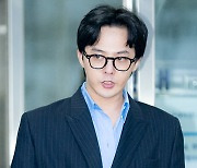 '마약 음성' 지드래곤 눈시울 붉히며 꺼낸 속마음 "나 자신에 미안해"