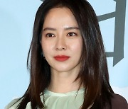 법원 "전 소속사가 송지효 측에 정산금 9억 8천만 원 지급"