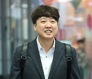 이준석 “난 박근혜 키즈 넘어섰다, 한동훈도 尹키즈 벗어나야”