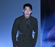 김우빈, 인사하며 입장 [포토엔HD]