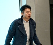 2차 드래프트 향하는 한화 손혁 단장 [사진]