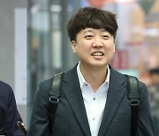 이준석 “한동훈은 동지 아닌 경쟁자…‘尹 키즈’서 벗어나야”