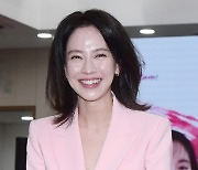 송지효, 前 소속사 미지급 정산금 승소