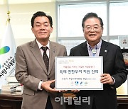 우동기 만난 이재준 "지방시대위가 특례시 권한 확보 지원해야"