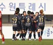 1차전 잡고도 ‘공격’ 예고한 수원FC ‘13년 만’ 왕좌 탈환이냐vs현대제철 ‘역전 우승’이냐