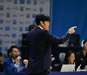 [WKBL 1라운드 리뷰] 아산 우리은행은 어려울 때 더 강한 팀이다