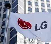 '미래 준비' 속도 내는 LG 구광모, 성과 거둔 '젊은 인재' 택했다