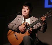 데뷔 46주년 김창완 "반세기 음악활동 원동력은 '내려놓기'"