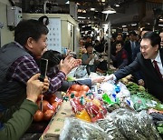 "고마 경제나 챙기라" "민주당이 낫다"…與에 채찍 든 대구 민심