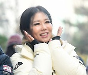 [포토] 골든걸스 박미경, '출근길을 뒤집어 놓으셨다~'