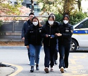 '필로폰 투약' 여객기 문 개방 시도 20대女…묵묵부답