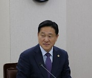 강문성 전남도의원 여수~남해 해저터널 영향 용역 주문