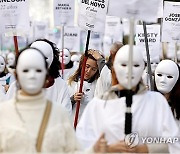 SPAIN INTERNATIONAL DAY WOMEN VIOLENCE