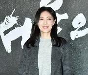 ‘서울의 봄’ 전수지, 정우성 연기한 이태신 장군의 아내 [‘서울의 보포토엔HD]