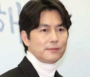 정우성 "11년 만의 멜로 '사랑한다고 말해줘', 설레고 조심스럽다"