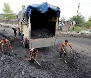 석탄 채굴 늘리는 印정부 "성장궤도에 오른 인도에 마중물"