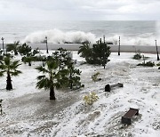 폭풍 덮친 러시아 서남부… 정전 피해만 190만명