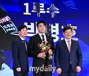 [MD포토] 박병호 '든든한 1루수 수비상'