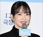 [MD포토] 신민아, '눈물 참을수가 없었어요'