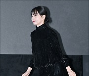 [MD포토] 신민아, '돋보이는 올블랙'