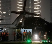 헬기에서 내리는 이스라엘 인질들