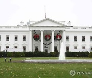 [이·팔 전쟁] 백악관 내부서도 바이든의 친이스라엘 정책 반발