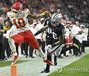 Chiefs Raiders Football