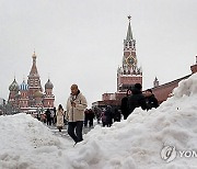 RUSSIA WEATHER SNOWFALL