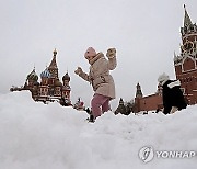 RUSSIA WEATHER SNOWFALL