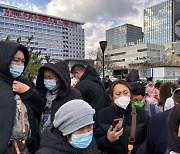 中, 호흡기 질환 성인도 급증…대유행 대비 의료진 확충