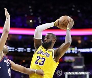 '킹' 제임스, NBA 데뷔 20여년 만에 처음으로 44점 차 패배