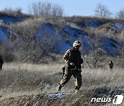 [포토] 훈련하는 우크라이나 군인들