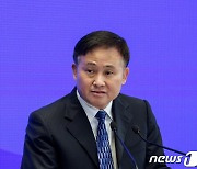 판궁성 中 인민銀 총재 “中 경제 지속적 회복세 보여”