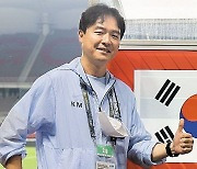 안식년 반납하고… 축구 대표팀 부상 책임진 ‘숨은 공신’