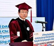 이철우 경북도지사, 아시아인 최초 호찌민대 명예박사학위 수여