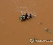 가뭄 이어 홍수까지 덮친 케냐…사망자 120명으로 늘어나